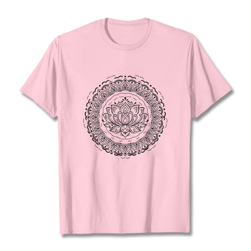 T-shirt à motif de fleurs de lotus et de mandala avec Buddha Stones - Rose clair - 2XL - image 12