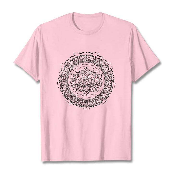 T-shirt à motif de fleurs de lotus et de mandala avec Buddha Stones - Rose clair - 2XL - image 12