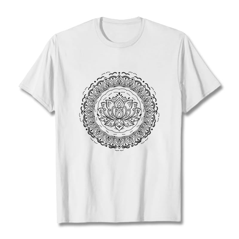 T-shirt à motif de fleurs de lotus et de mandala avec Buddha Stones - Blanc - 2XL - image 1