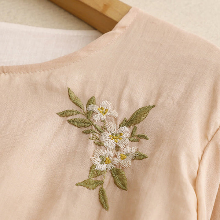 Chemise en coton Buddha Stones à fleurs et feuilles vertes brodées, col ras du cou et manches trois-quarts pour femme - image 17