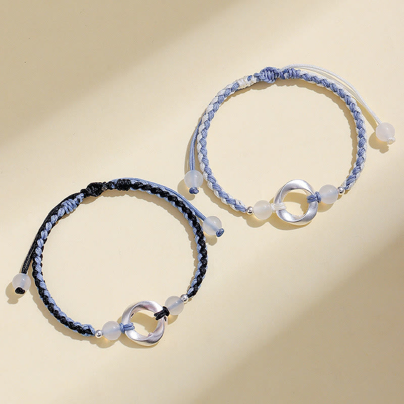 Bracelet de protection tressé en argent sterling 925 et perles d'agate blanche Mobius de Buddha Stones - image 9