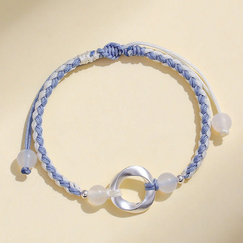 Bracelet de protection tressé en argent sterling 925 et perles d'agate blanche Mobius de Buddha Stones - image 3