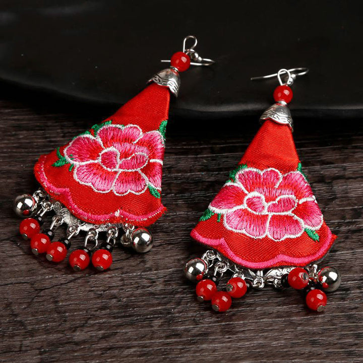 Boucles d'oreilles en Buddha Stones brodées à la main avec motif floral et harmonie - image 5