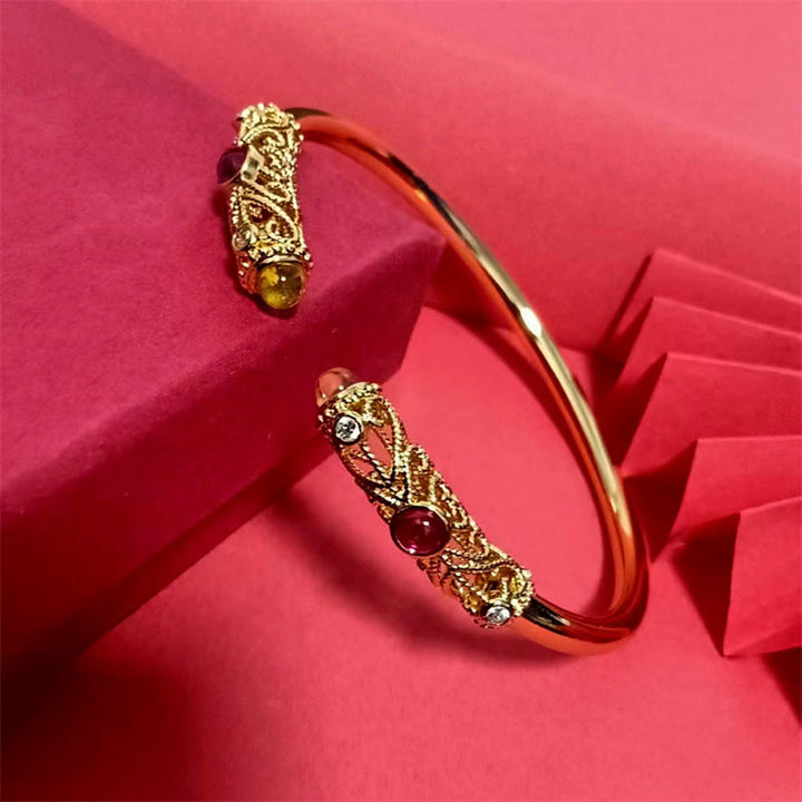 Bracelet manchette porte-bonheur en cuivre et ambre Buddha Stones et motif de fleurs dorées, zircon rouge - image 8