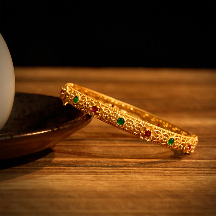 Bracelet jonc porte-bonheur en cuivre plaqué or avec Buddha Stones