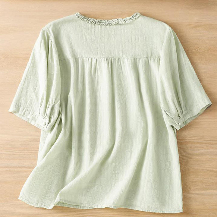 Chemise femme à manches courtes et col en V avec bordure plissée et volants en jacquard Buddha Stones - image 2