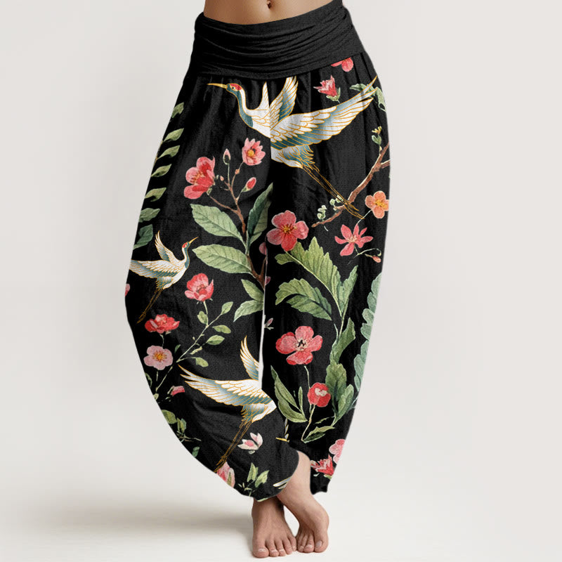 Pantalon harem femme en coton décontracté à motif de fleurs rouges et de grues, avec taille élastique et Buddha Stones - Noir - US22，UK/AU26，EU54 (6XL) - image 0