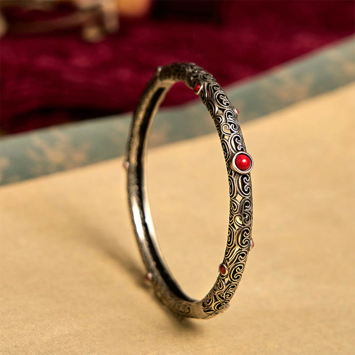 Bracelet porte-bonheur vintage en cuivre et agate rouge gravée, motif floral, dynastie Tang - Motifs floraux de la dynastie Tang (Chance ♥ Dynamique) - image 0