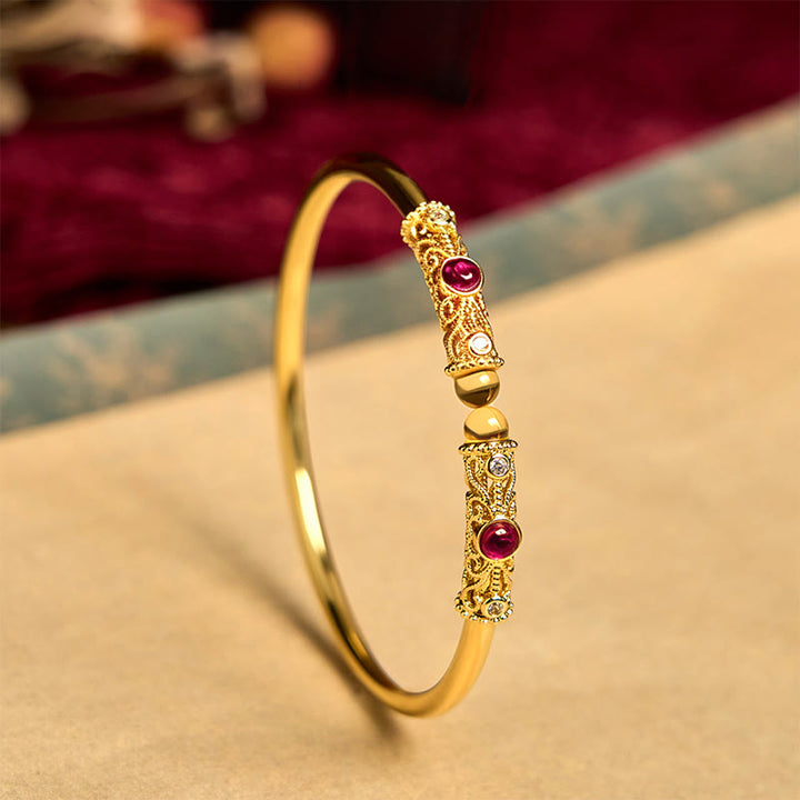 Bracelet manchette porte-bonheur en cuivre et ambre Buddha Stones et motif de fleurs dorées, zircon rouge - 60 mm - image 1
