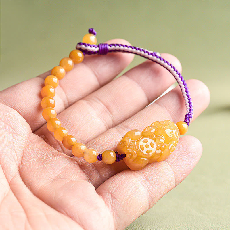 Bracelet de richesse PiXiu en perles de jade et soie dorées de Buddha Stones - image 10