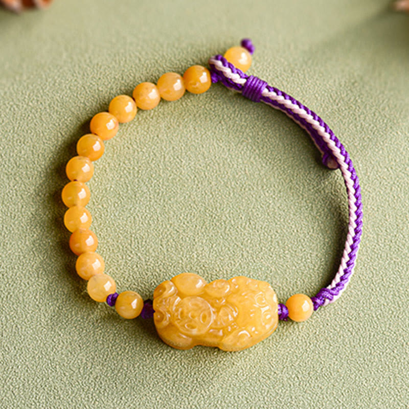 Bracelet de richesse PiXiu en perles de jade et soie dorées de Buddha Stones - image 2