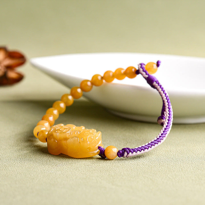 Bracelet de richesse PiXiu en perles de jade et soie dorées de Buddha Stones - image 5