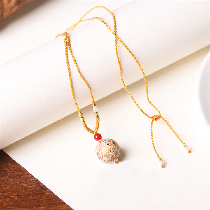 Collier pendentif en Buddha Stones, bois d'ébène, perles de Vénus Aurora, laque, artisanat de la paix - Beige (beige aléatoire) - image 7