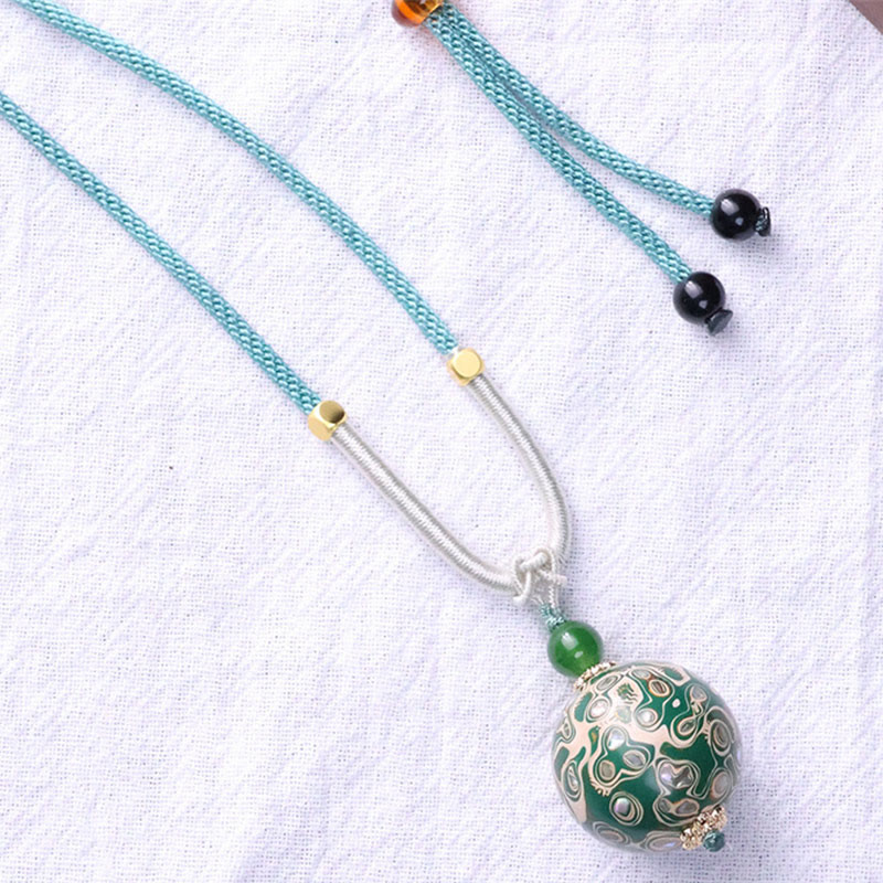 Collier pendentif en perles artisanales en bois d'ébène et laque colorée, Buddha Stones - image 14