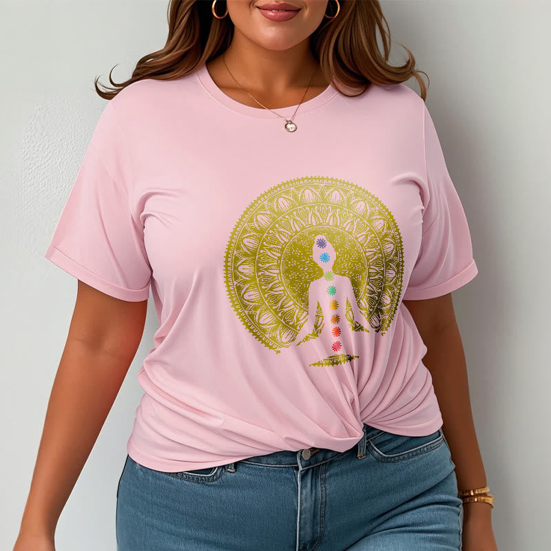 T-shirt décontracté en coton avec motifs de Buddha Stones et de chakras colorés et dorés - image 14