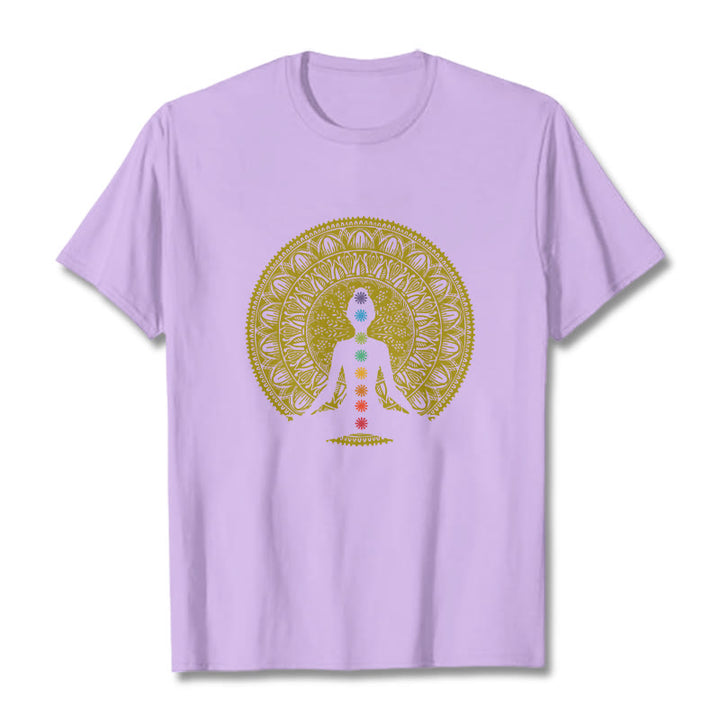T-shirt décontracté en coton avec motifs de Buddha Stones et de chakras colorés et dorés - Prune - 2XL - image 17