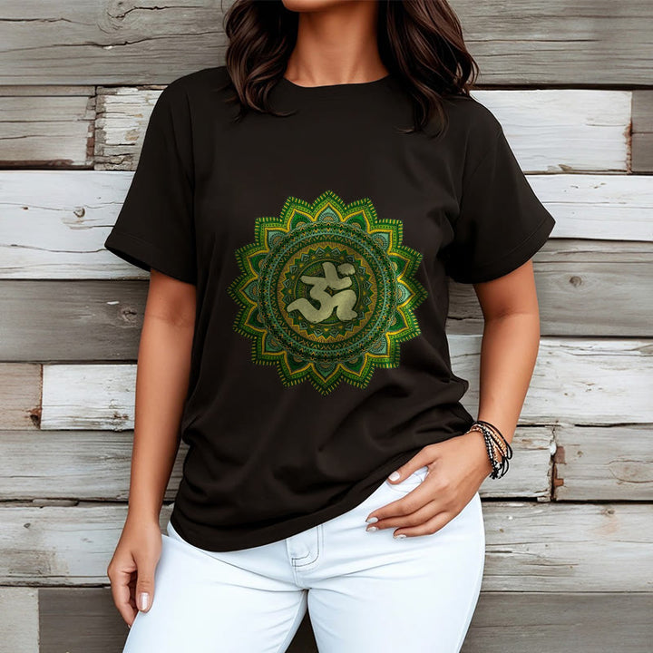 T-shirt décontracté en coton avec motif de symbole Om et mandala vert Buddha Stones - image 7