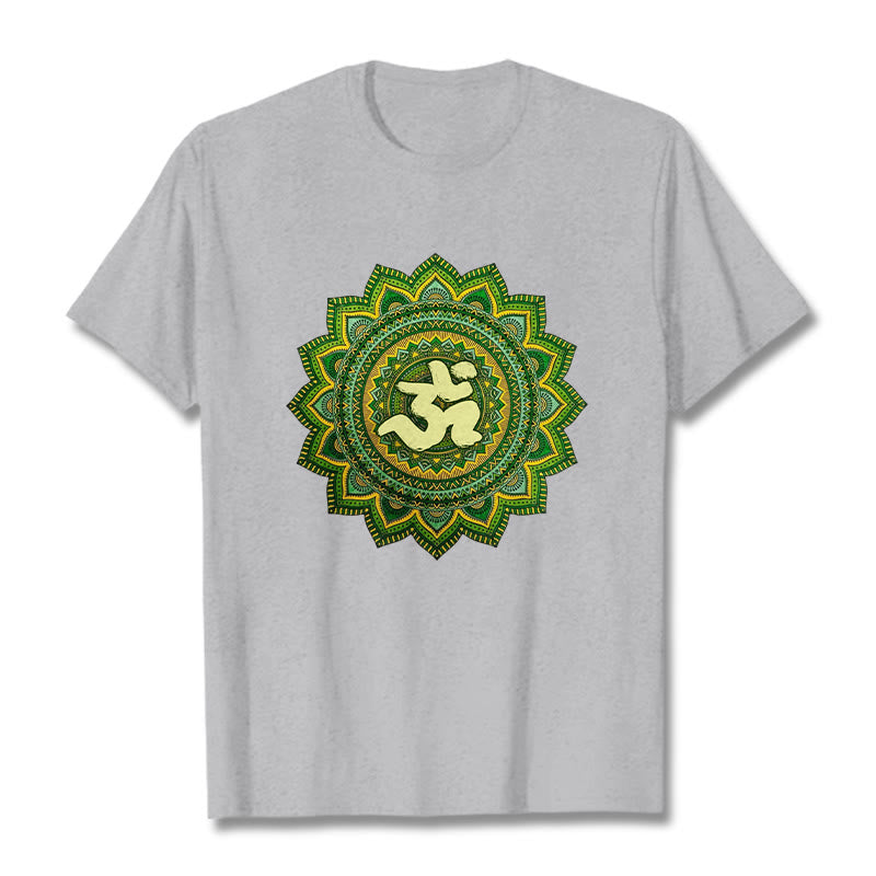 T-shirt décontracté en coton avec motif de symbole Om et mandala vert Buddha Stones - Gris clair - 2XL - image 20