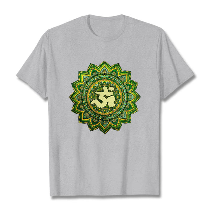 T-shirt décontracté en coton avec motif de symbole Om et mandala vert Buddha Stones - Gris clair - 2XL - image 20