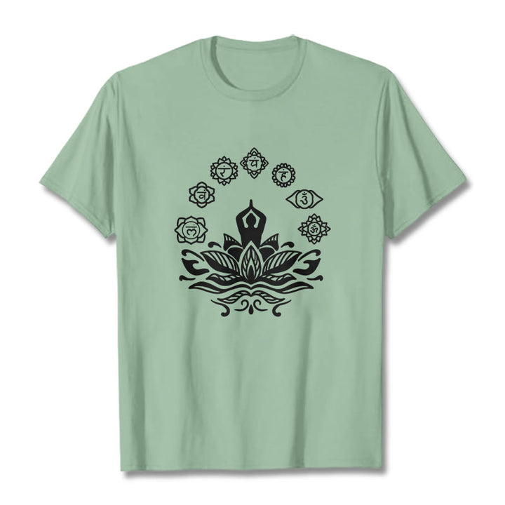 T-shirt décontracté en coton avec motif Buddha Stones et fleurs de lotus, méditation et sept chakras - Vert pâle - 2XL - image 15