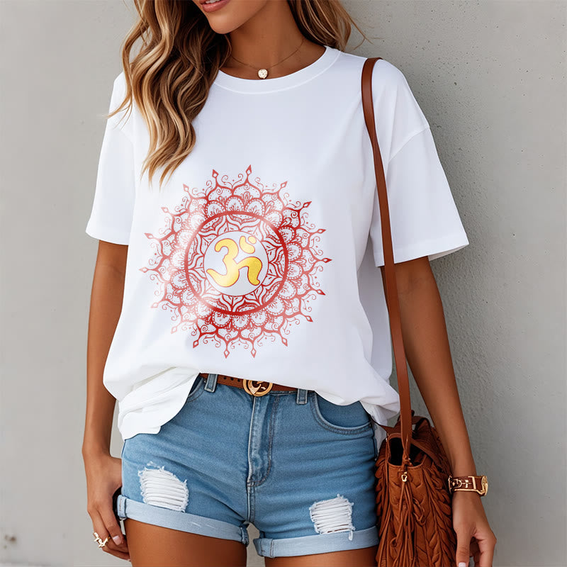 T-shirt décontracté en coton avec motif de symbole Om et mandala rouge Buddha Stones - image 8