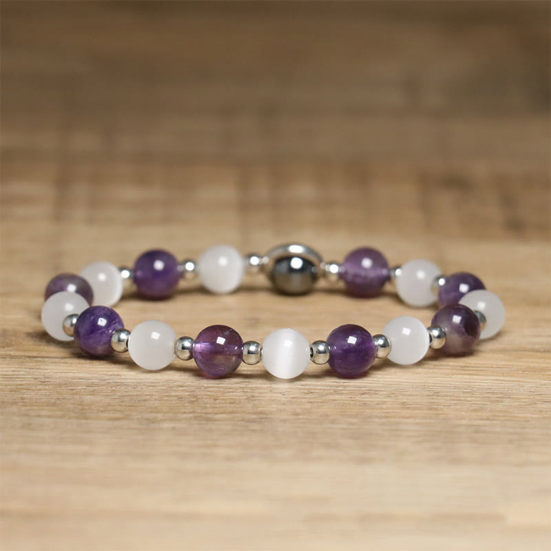 Bracelet d'équilibre en perles d'améthyste naturelle et œil de chat blanc de Buddha Stones - image 2