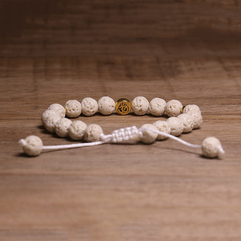 Bracelet de guérison et de calme en Buddha Stones de lave blanche, symbole Om - image 2