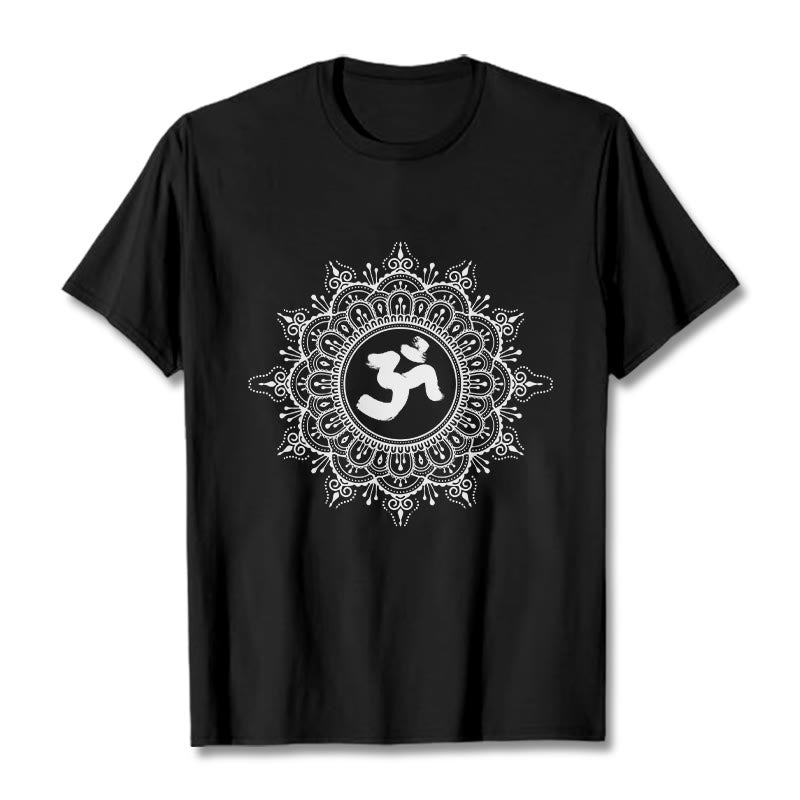 T-shirt en coton avec motif de symboles Om et mandala symétriques et Buddha Stones - Noir - 2XL - image 4