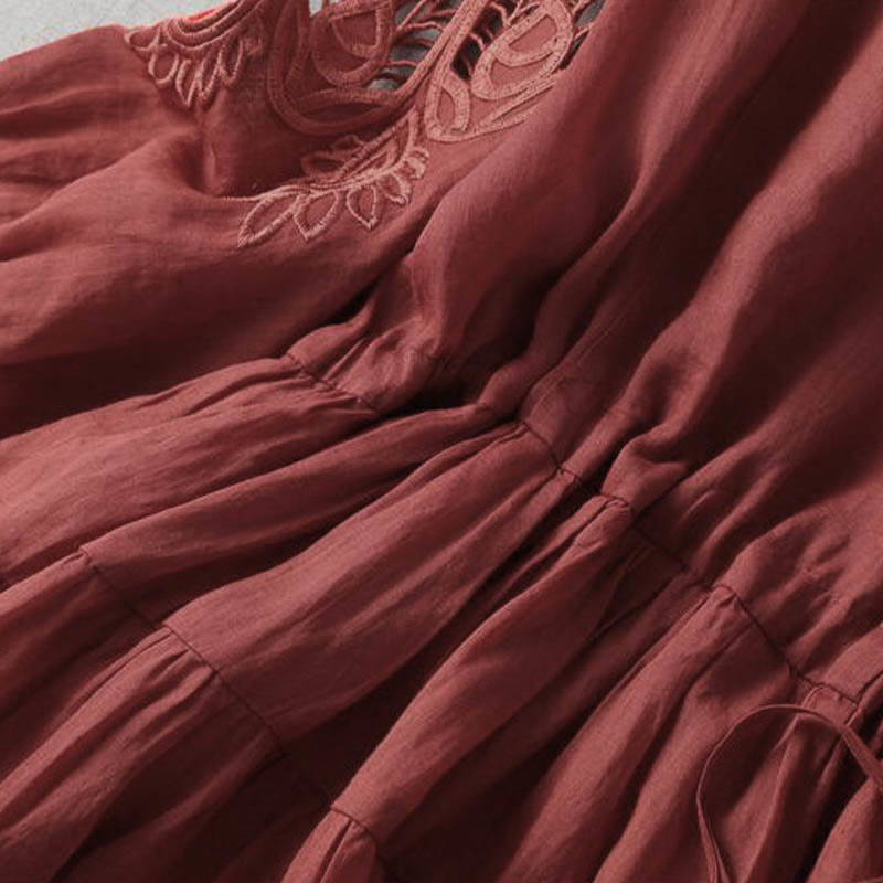 Robe mi-longue à manches bouffantes et cordon de serrage avec broderies de Buddha Stones et poches - image 11