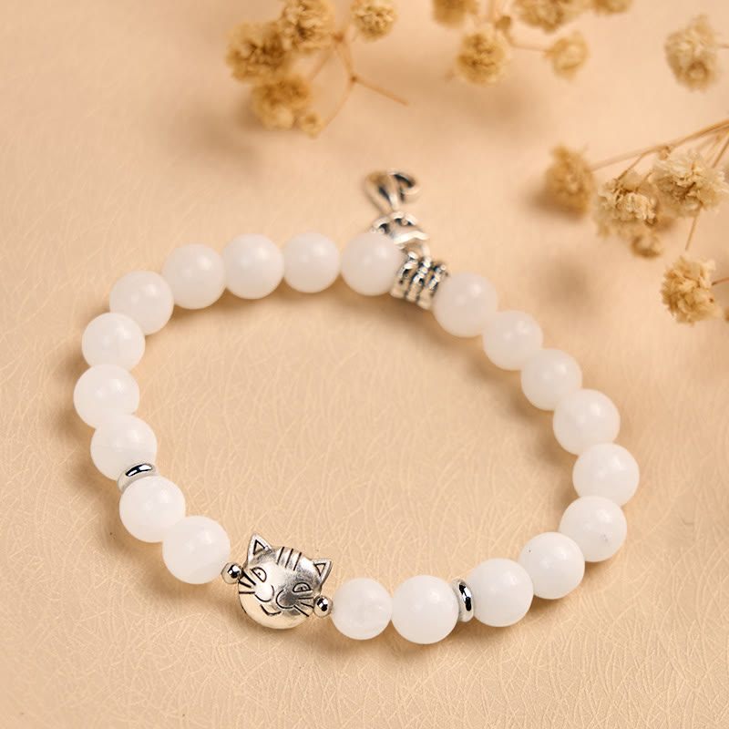 Bracelet positif en perles de calcédoine blanche naturelle avec Buddha Stones et chat blanc - image 1