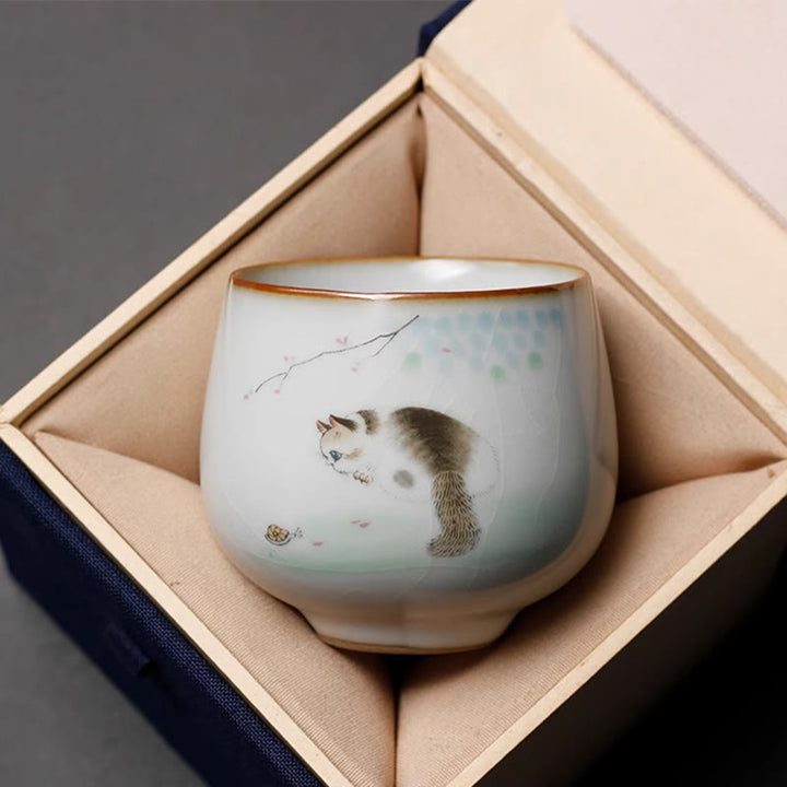 Buddha Stones Tasse à thé Kung Fu avec motif de chat mignon et branches, présentée dans un coffret cadeau. - Chat joueur 5,8 cm x 6 cm x 120 ml - image 5