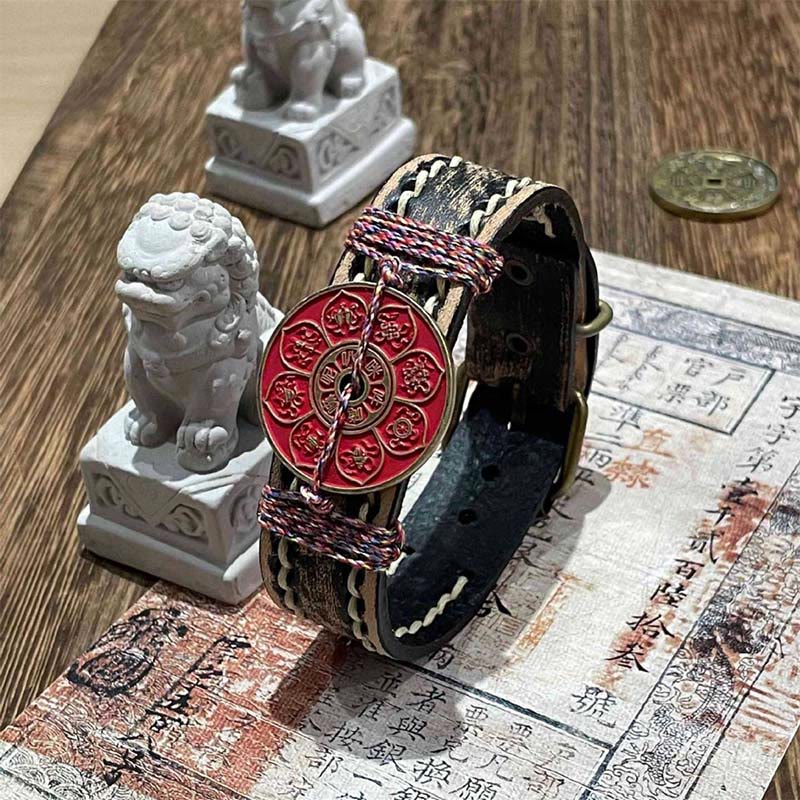 Bracelet de montre en cuir avec Buddha Stones, cinabre, lotus, bénédiction Om Mani Padme Hum  - Om Mani Padme Hum et Cinabre (Circonférence du poignet : 15-18 cm) - image 0