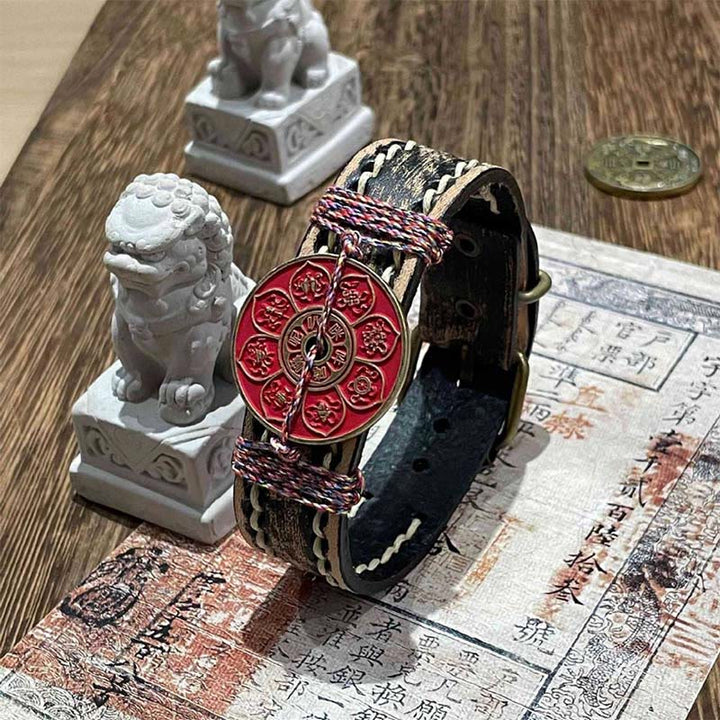 Bracelet de montre en cuir avec Buddha Stones, cinabre, lotus, bénédiction Om Mani Padme Hum  - Om Mani Padme Hum et Cinabre (Circonférence du poignet : 15-18 cm) - image 0