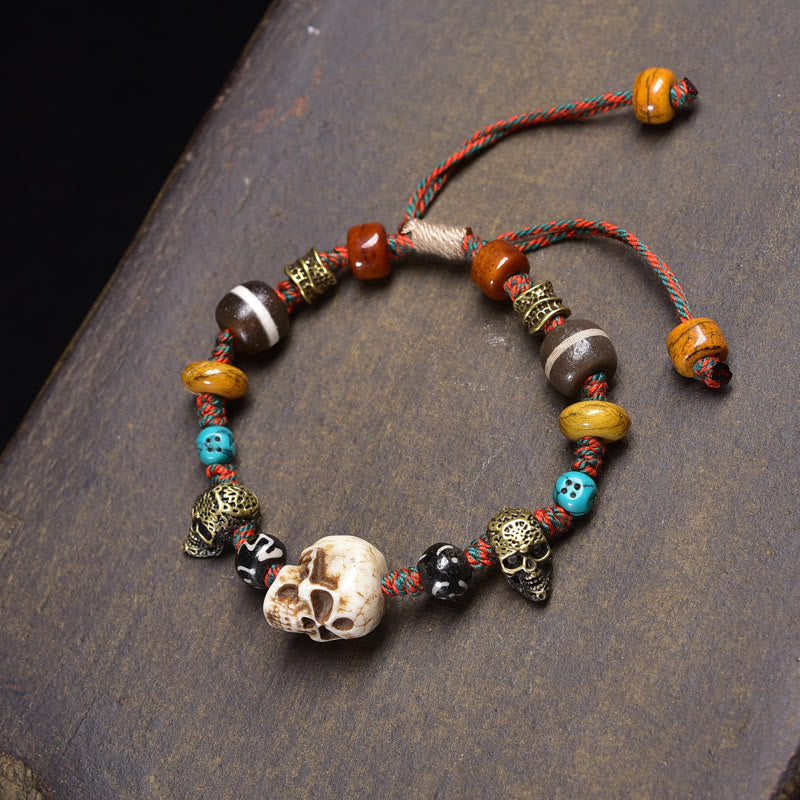 Bracelet du bonheur en perles d'os tibétaines en Buddha Stones et coquille de noix de coco, Seigneur de la forêt des cadavres - Crâne blanc (circonférence du poignet : 16-17 cm) - image 0