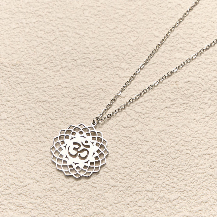 Collier pendentif en acier inoxydable avec Buddha Stones et lotus creux, symbole Om - image 11