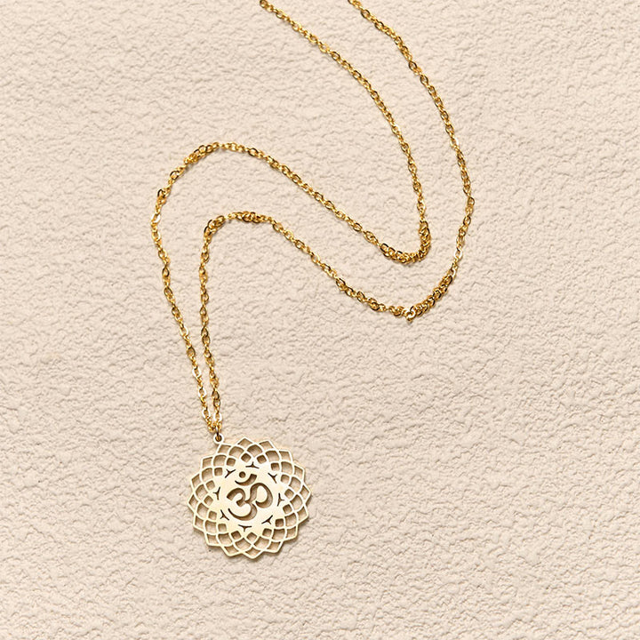 Collier pendentif en acier inoxydable avec Buddha Stones et lotus creux, symbole Om - image 4