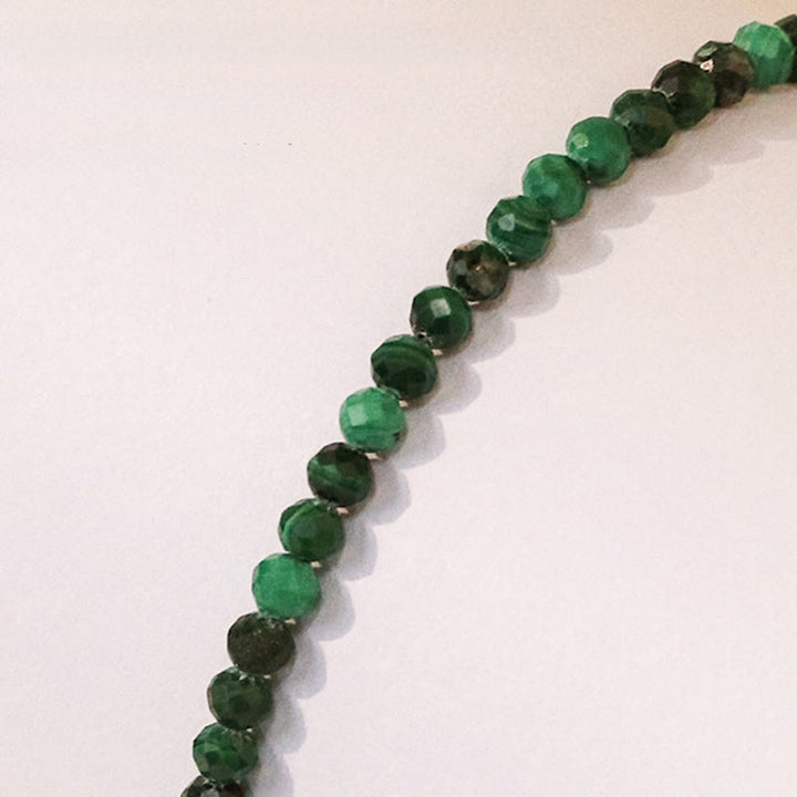 Bracelet anti-anxiété ultra-fin en perles de malachite naturelle de 3 mm de Buddha Stones - image 7