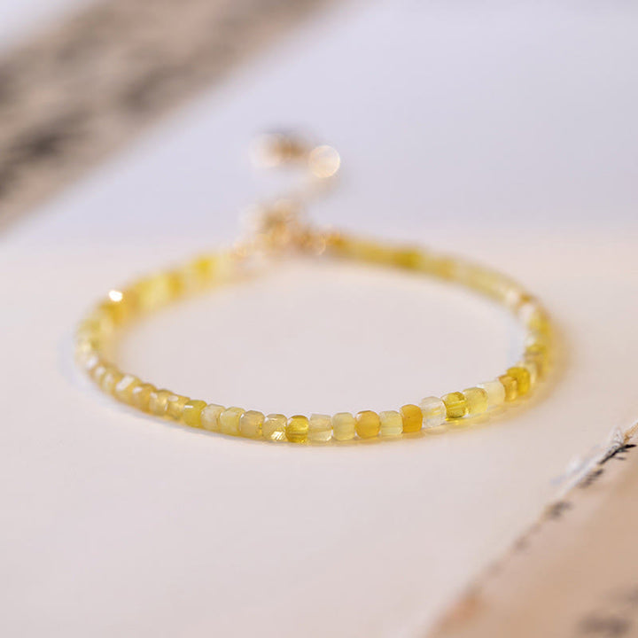 Bracelet de motivation ultra-fin en perles d'opale naturelle de 2 mm de Buddha Stones - Opale 2 mm (circonférence du poignet : 14-17 cm) - image 0
