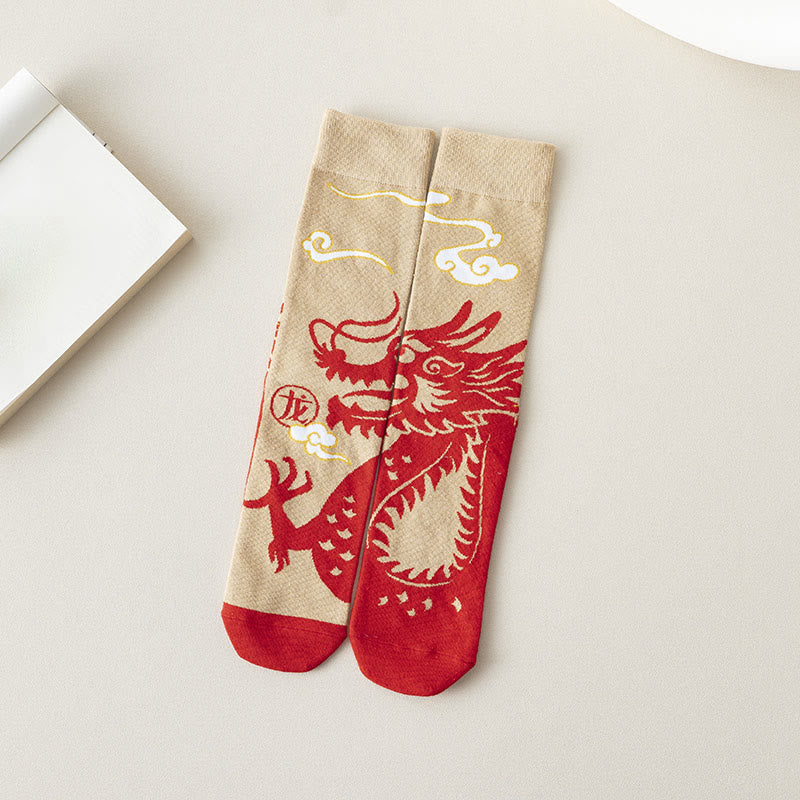Chaussettes unisexes décontractées en coton motif dragon rouge Buddha Stones pour hommes et femmes - Grand Dragon - Taille unique (US 3,5-10,5, EU 36-44, UK/AU 3,5-10,5, Asie 23-28 cm) - image 0