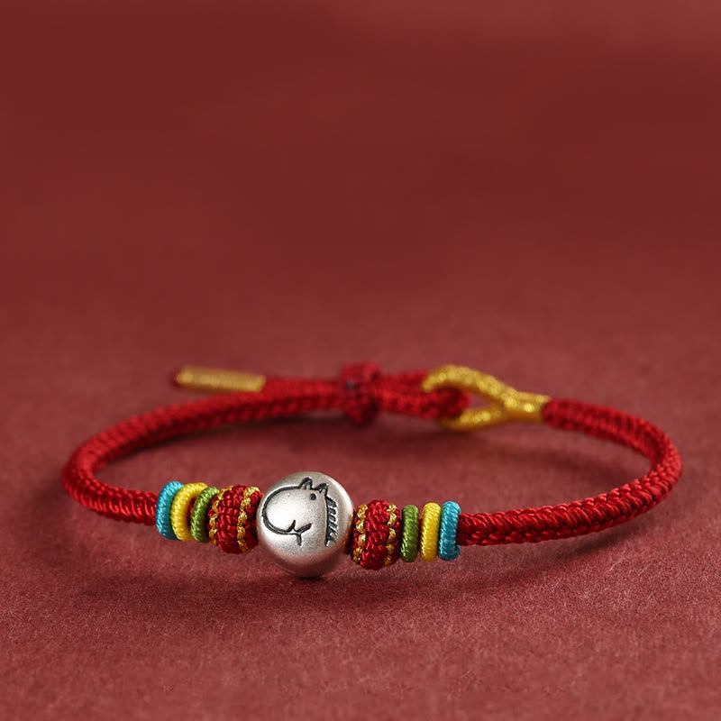 Bracelet de foi tressé en argent sterling 999 avec cordon rouge et pierres de Buddha Stones Année du Cheval - Rouge foncé (tour de poignet 14-18 cm) - image 0
