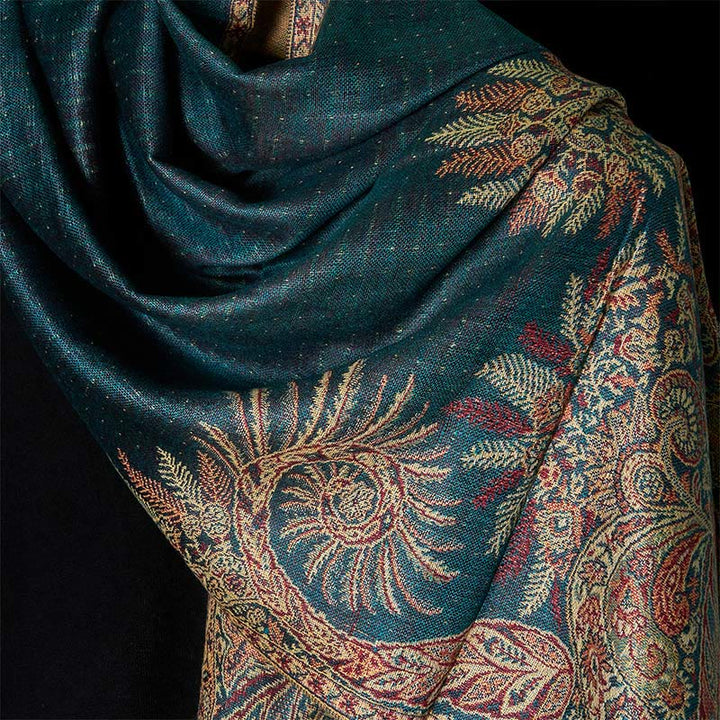 Écharpe douce à pompons avec motifs de fleurs et de longues feuilles de Buddha Stones - image 3