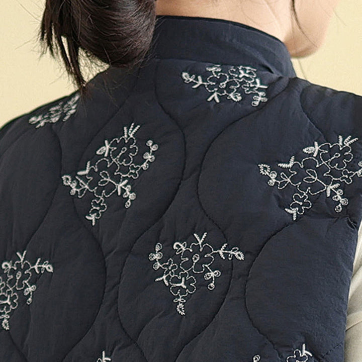 Gilet sans manches en coton avec poches et boutons-grenouille brodés de Buddha Stones pour femme - image 9