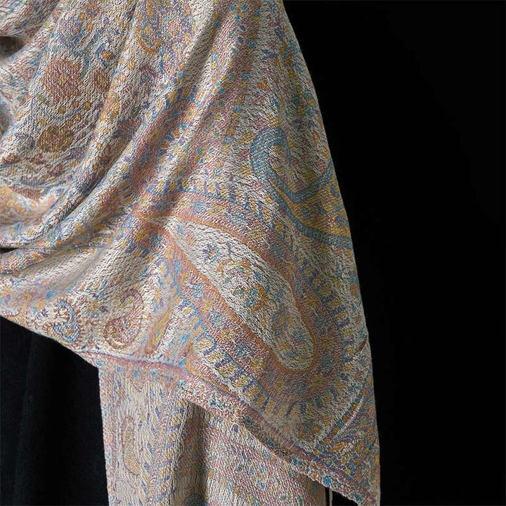 Écharpe confortable à pompons avec motif géométrique à rayures et pompons, motif Buddha Stones Spring, rose clair, beige, fleur de cajou - image 10