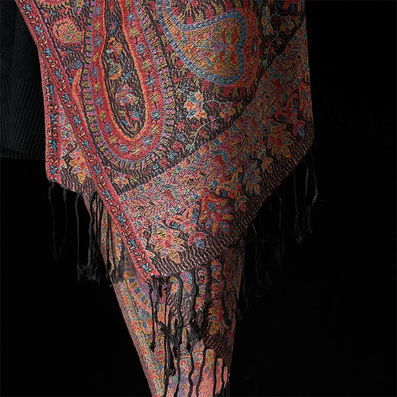 Écharpe douce à pompon avec motif de fleurs et feuilles de cajou marron printanier Buddha Stones - image 5