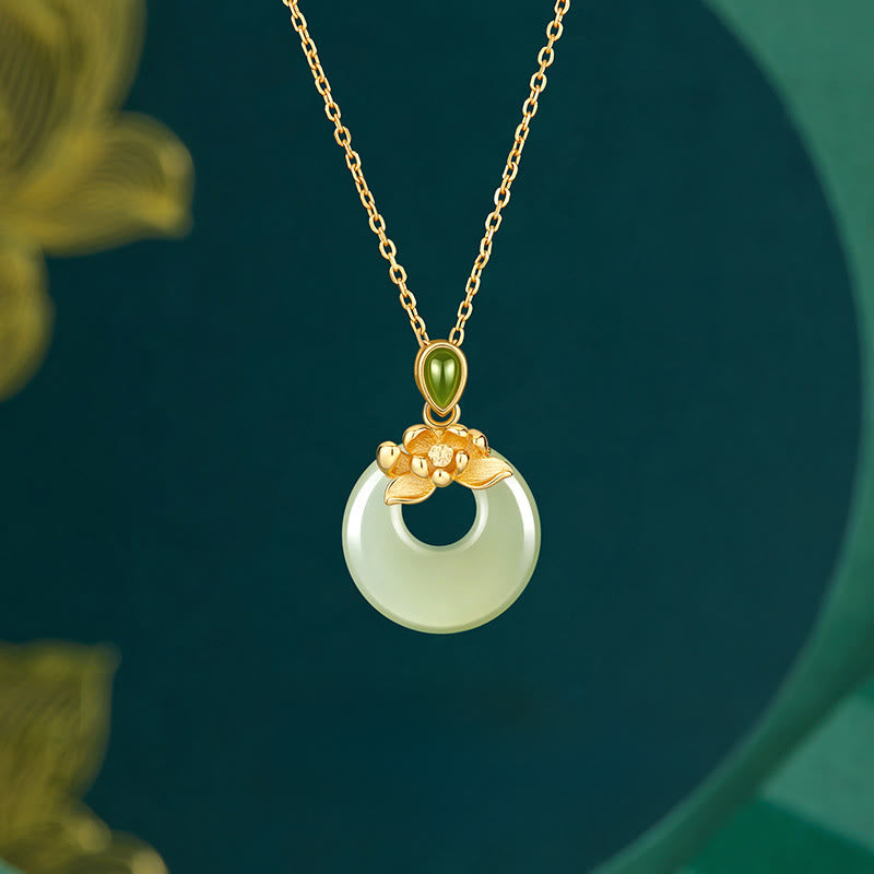 Collier pendentif porte-bonheur en jade Hetian plaqué or et argent sterling 925 avec Buddha Stones - Argent sterling 925 et jade Hetian - image 0