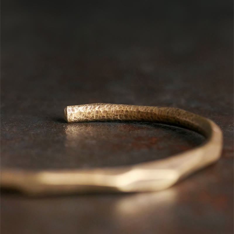 Bracelet ouvert en cuivre et laiton poli à la main avec Buddha Stones - image 2