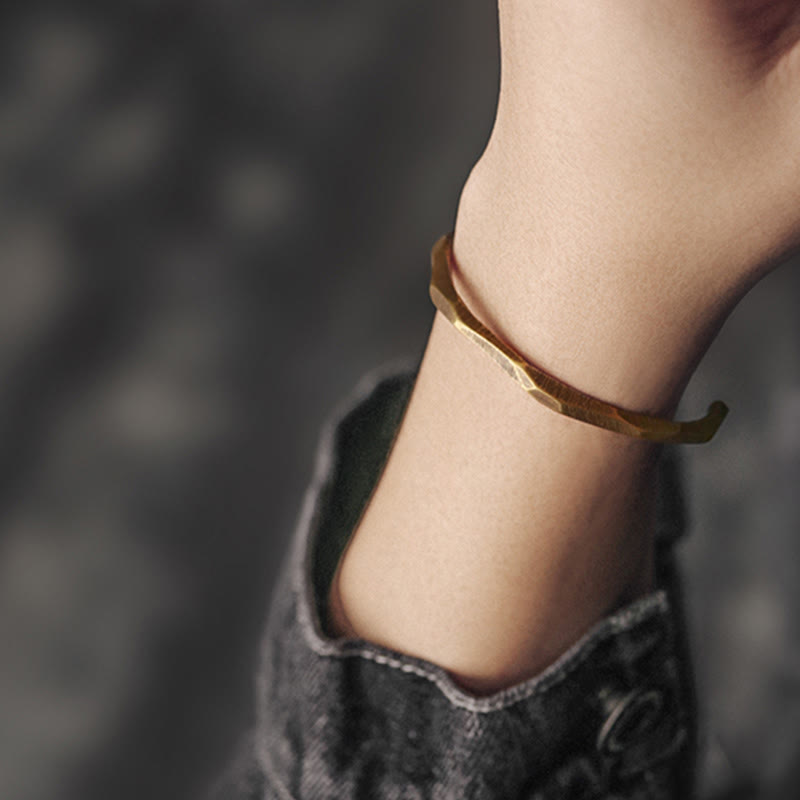 Bracelet ouvert en cuivre et laiton poli à la main avec Buddha Stones - image 9