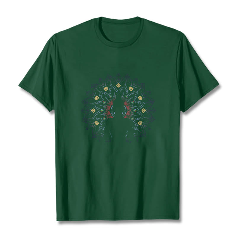 T-shirt à motif Bouddha serein assis Buddha Stones et mandala - Vert forêt - 2XL - image 12