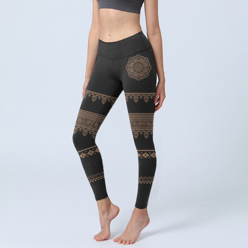 Leggings de sport à motif floral et feuilles de Buddha Stones Mandala pour femmes - Noir - US18，UK/AU22，EU50 (4XL) - image 0