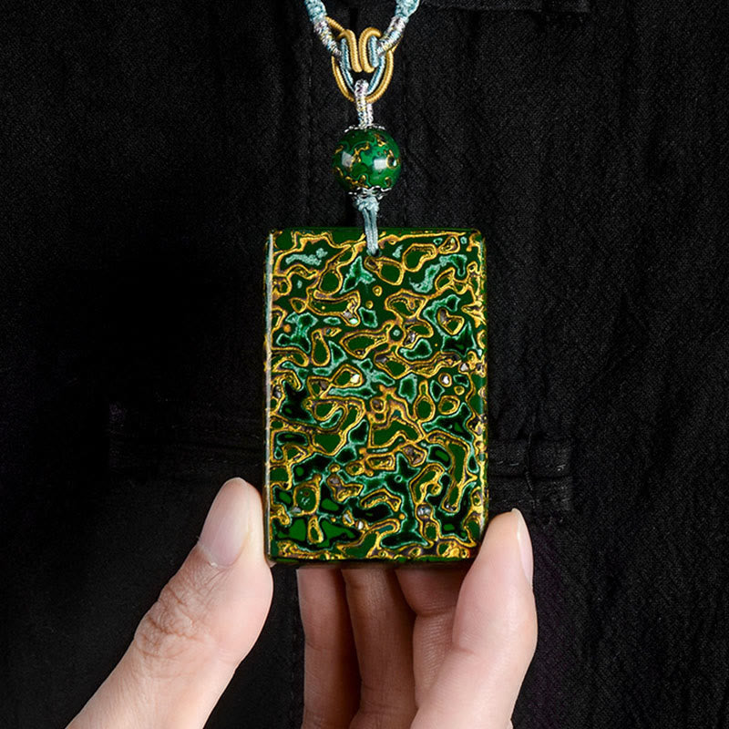 Collier pendentif de protection en bois de santal, laqué et orné de Buddha Stones, réalisé à la main. - image 4